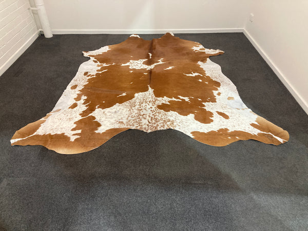 Cow Hide authentic genuine Hereford extra large Italy