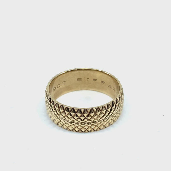 Friendship ring 9ct yellow gold band Siffari diamond cut pattern finish size M 1/2
