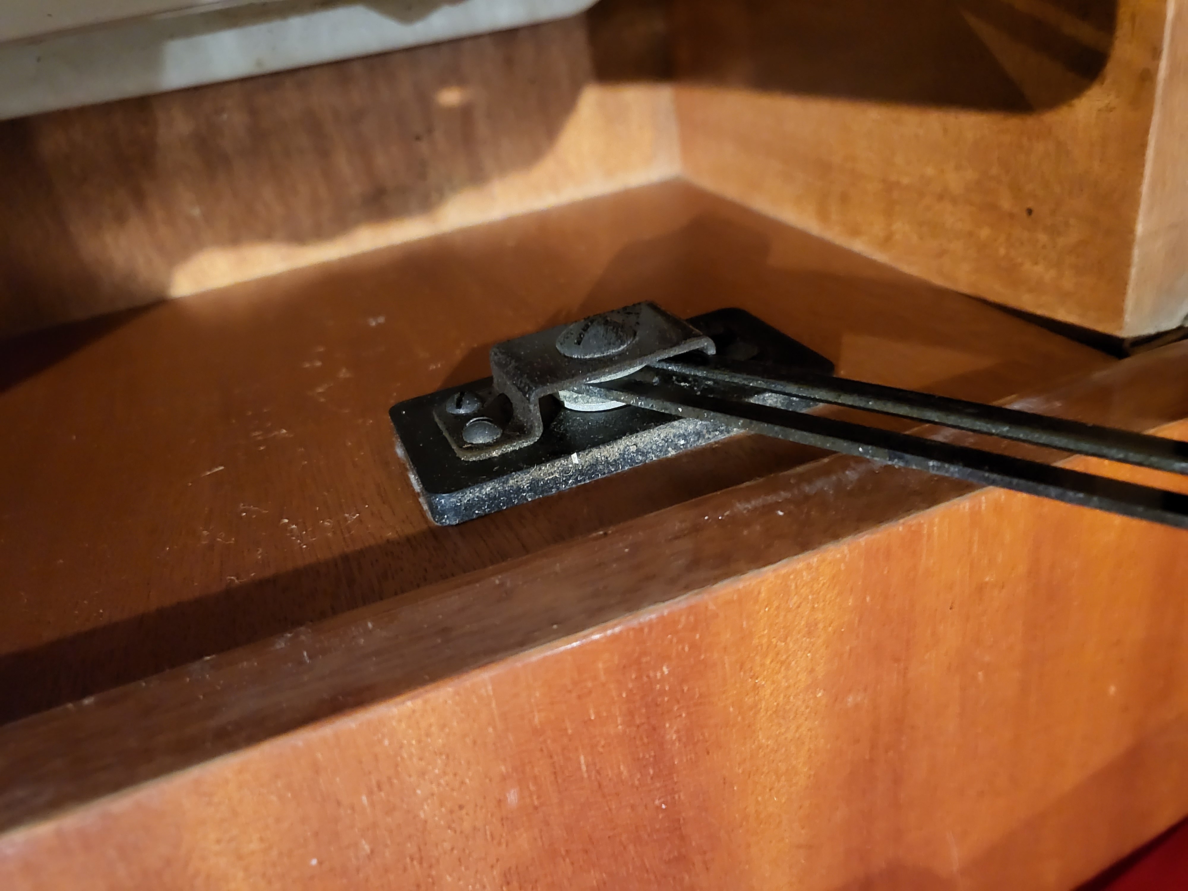 Restoration of Astor Radiogram Model R51G – Vintage Luxury