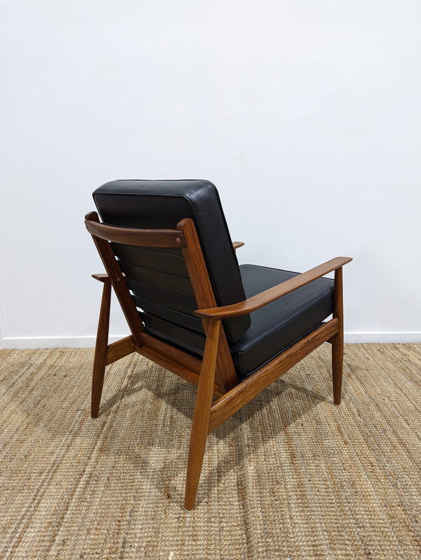 Ford armchair hire