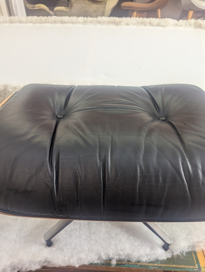 Restoration of single original Charles Eames chairs with ottoman Herman Miller