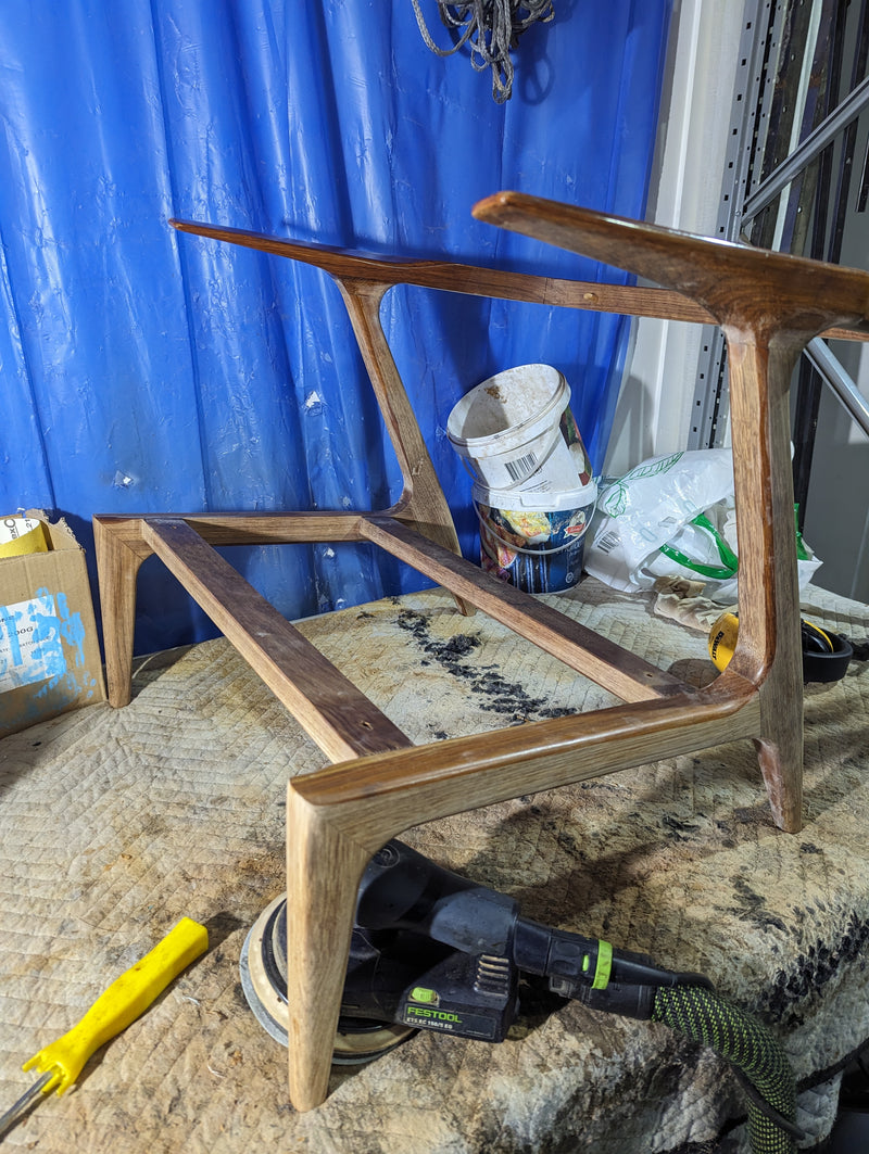 Restoration of Zoureff armchair