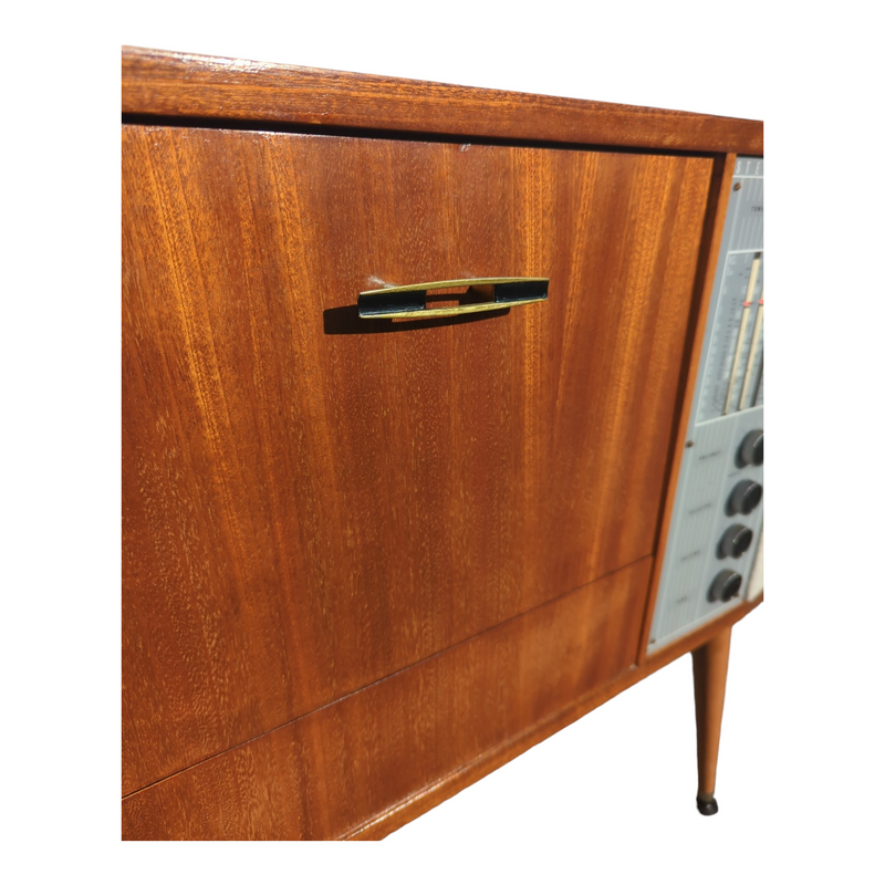 Australian Radiogram mid century brown fully restored AM vinyl