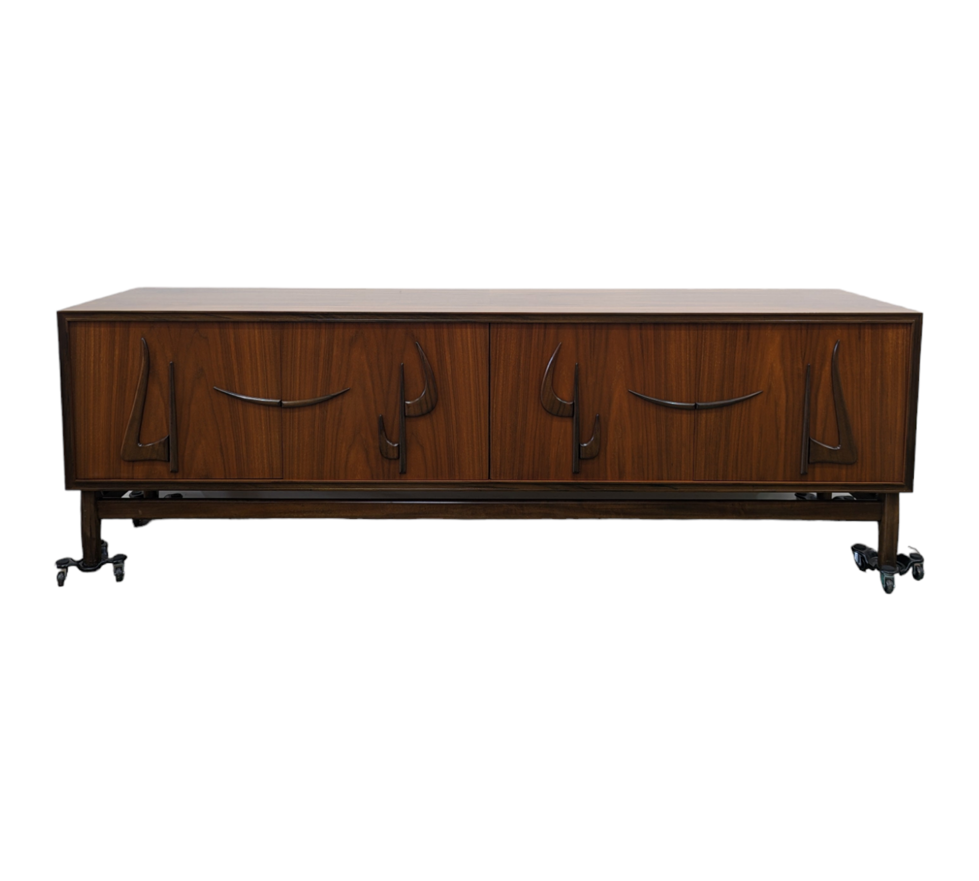 Rudowski set hire – Vintage Luxury