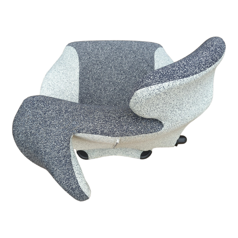 Authentic Wink Armchair by Toshiyuki Kita Cassina Italy