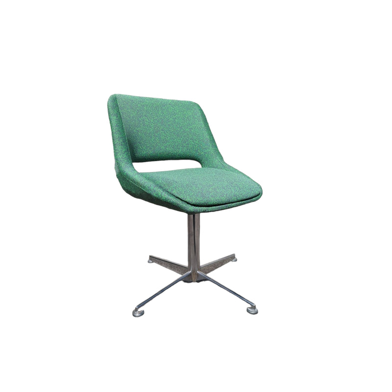 Danish Deluxe Kilta dining chair steel swivel base single Kvadrat galaxy fabric