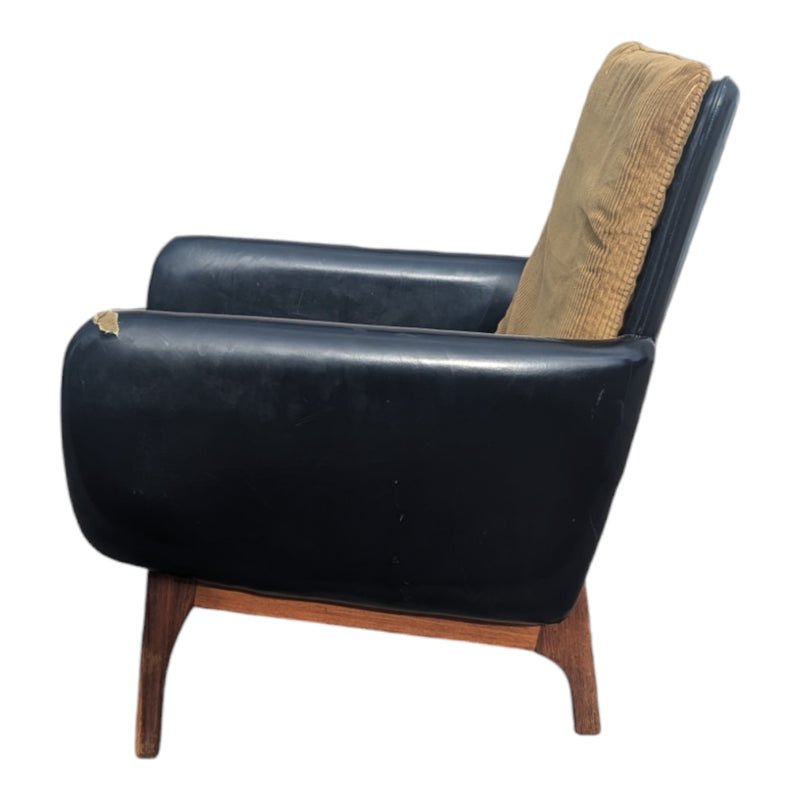 Pre order - Danish Deluxe restored Ziva armchairs