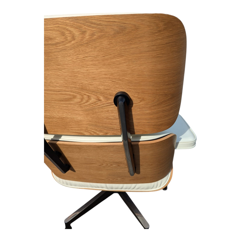 Original Charles Eames chairs with ottoman Herman Miller 2022 Tall model white oak