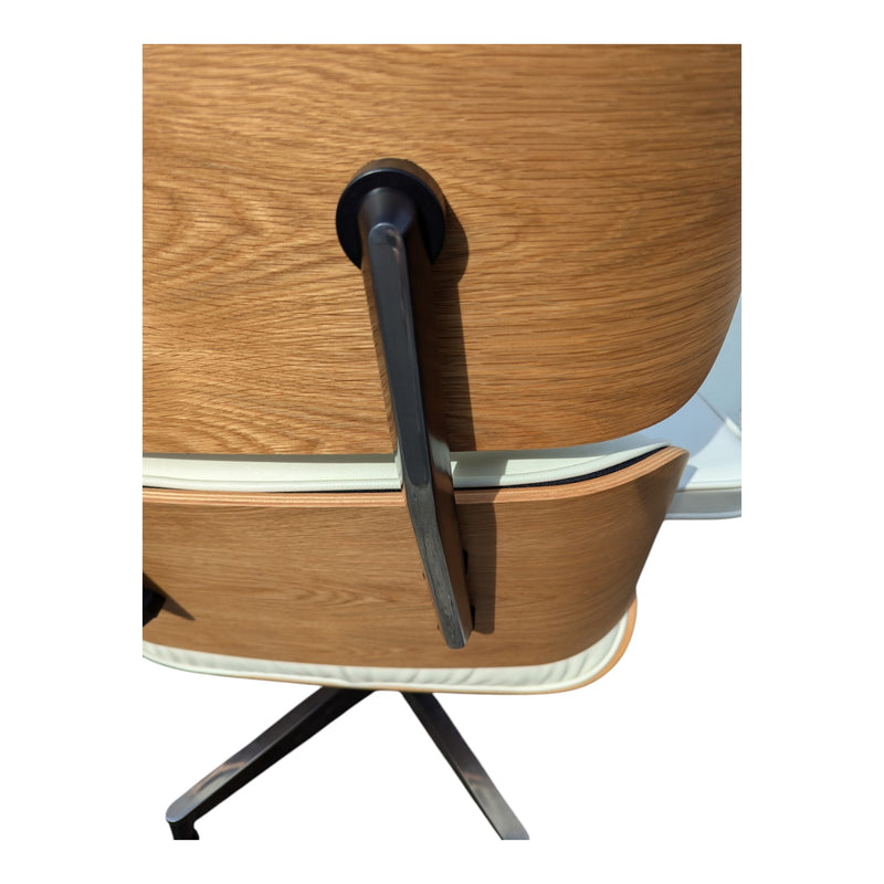 Original Charles Eames chairs with ottoman Herman Miller 2022 Tall model white oak