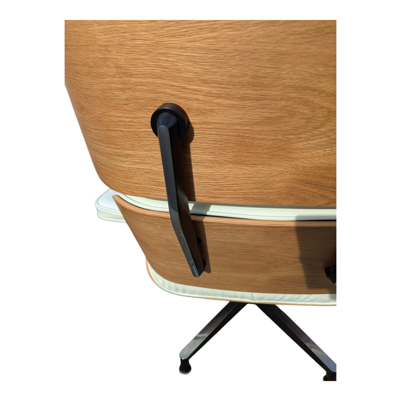 Original Charles Eames chairs with ottoman Herman Miller 2022 Tall model white oak