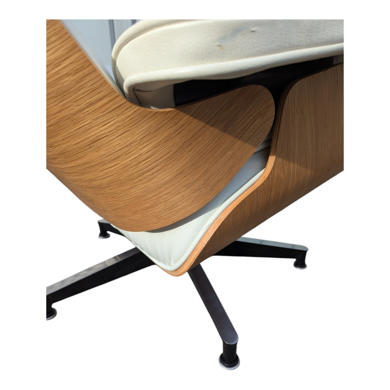 Original Charles Eames chairs with ottoman Herman Miller 2022 Tall model white oak
