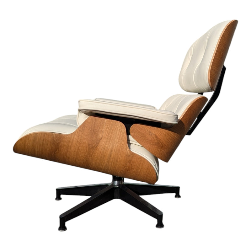 Original Charles Eames chairs with ottoman Herman Miller 2022 Tall model white oak