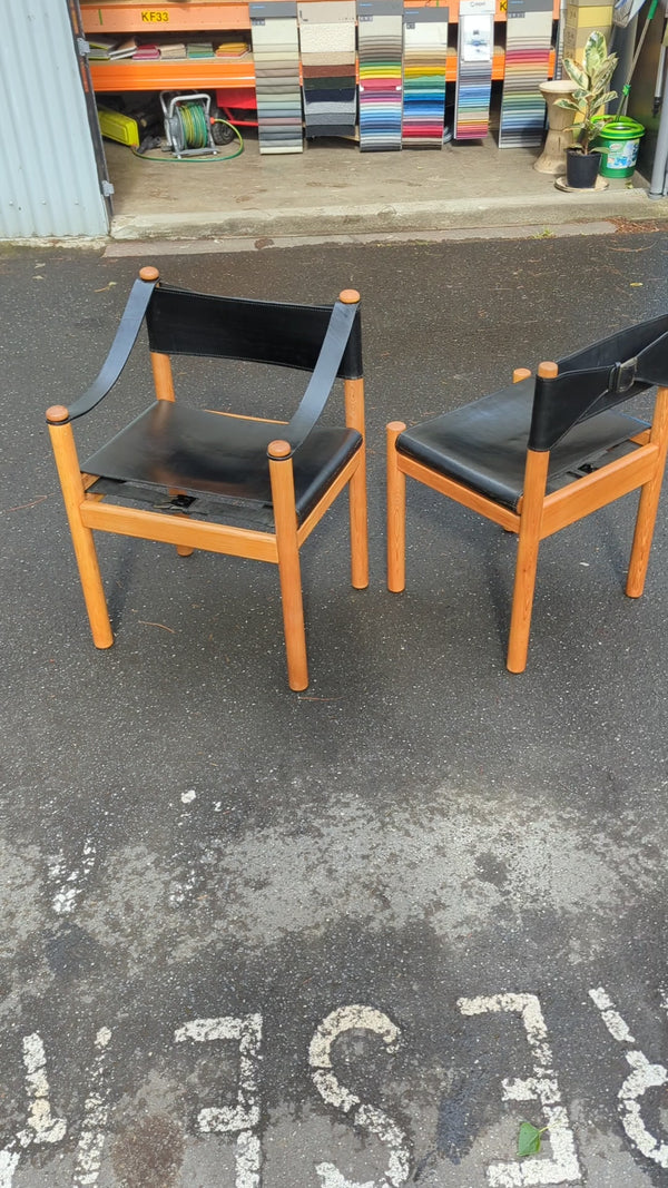 Authentic Featherston hob dining chairs X 6