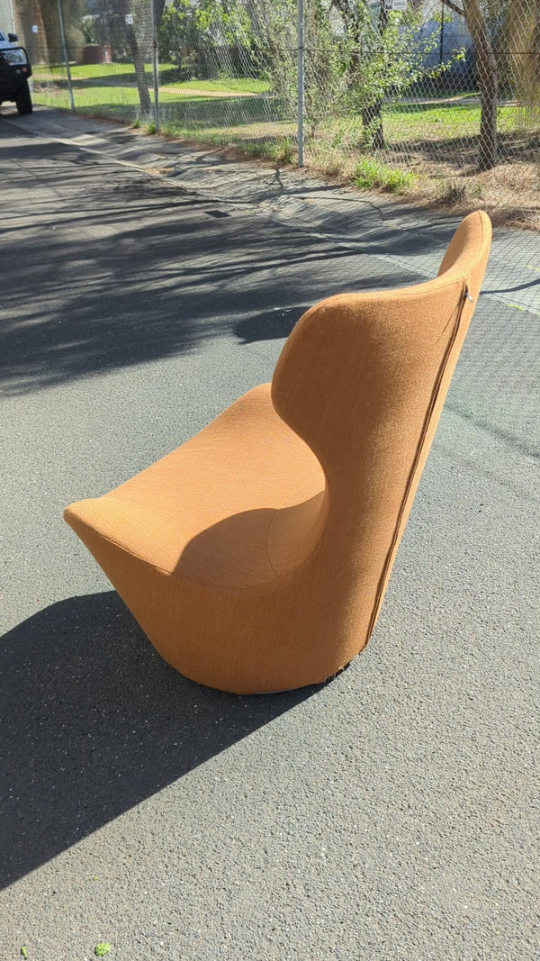 Original Papilo chair grande by b&b Italia by Naoto Fukasawa