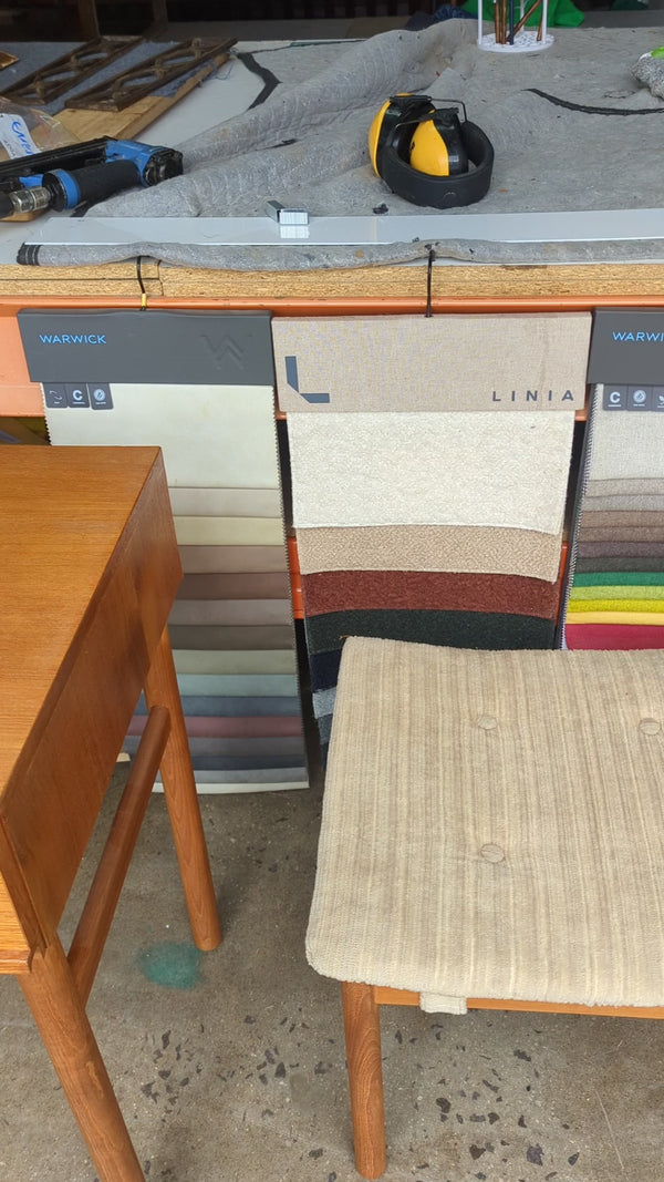 Parker dresser table console study desk small size 1970s full restored lip handle