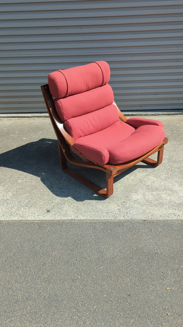 Pre order - Tessa T4 single armchair fred Lowen Kvadrat fabric