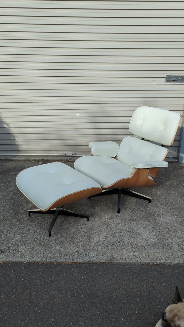 Original Charles Eames chairs with ottoman Herman Miller 2022 Tall model white oak