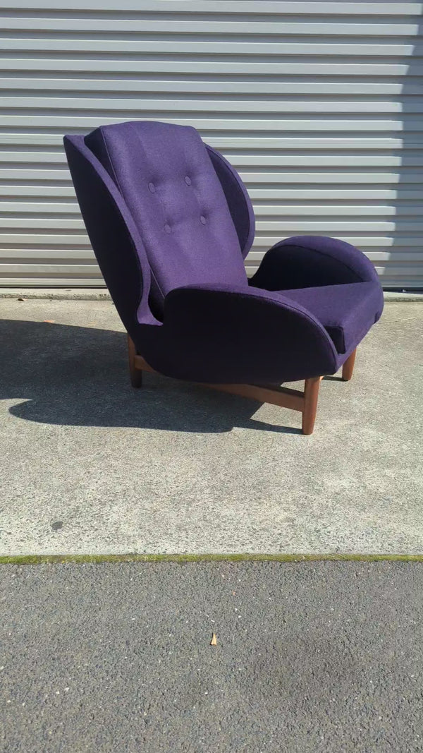 Single armchair Danish Deluxe Eros Swan chair fully restored purple Kvadrat wool