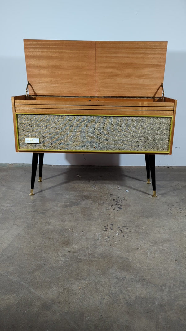 HG Palmer Radiogram mid century restored