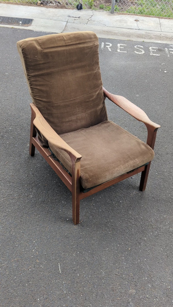 Restoration of mid century chair spring