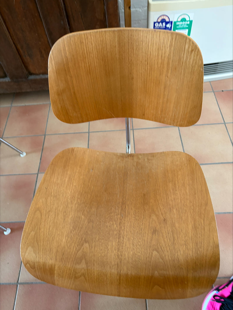 Restoration of original Eames Moulded Plywood DCM Dining Chairs with Metal Base