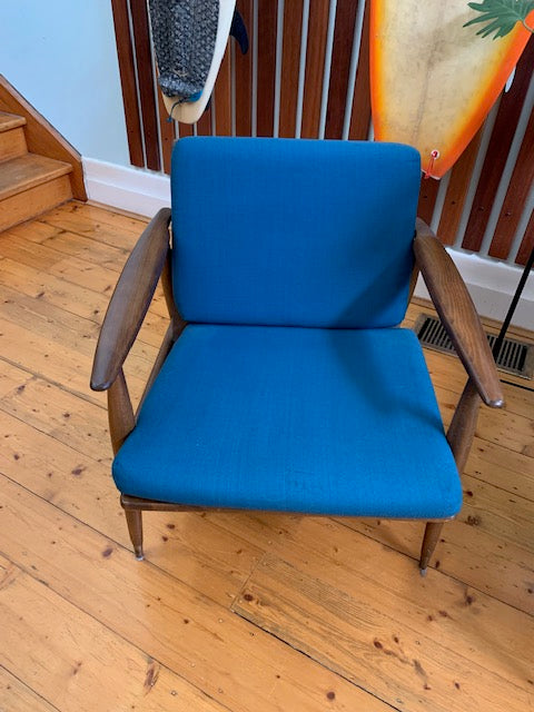 Restoration of mid century armchair made in Japan