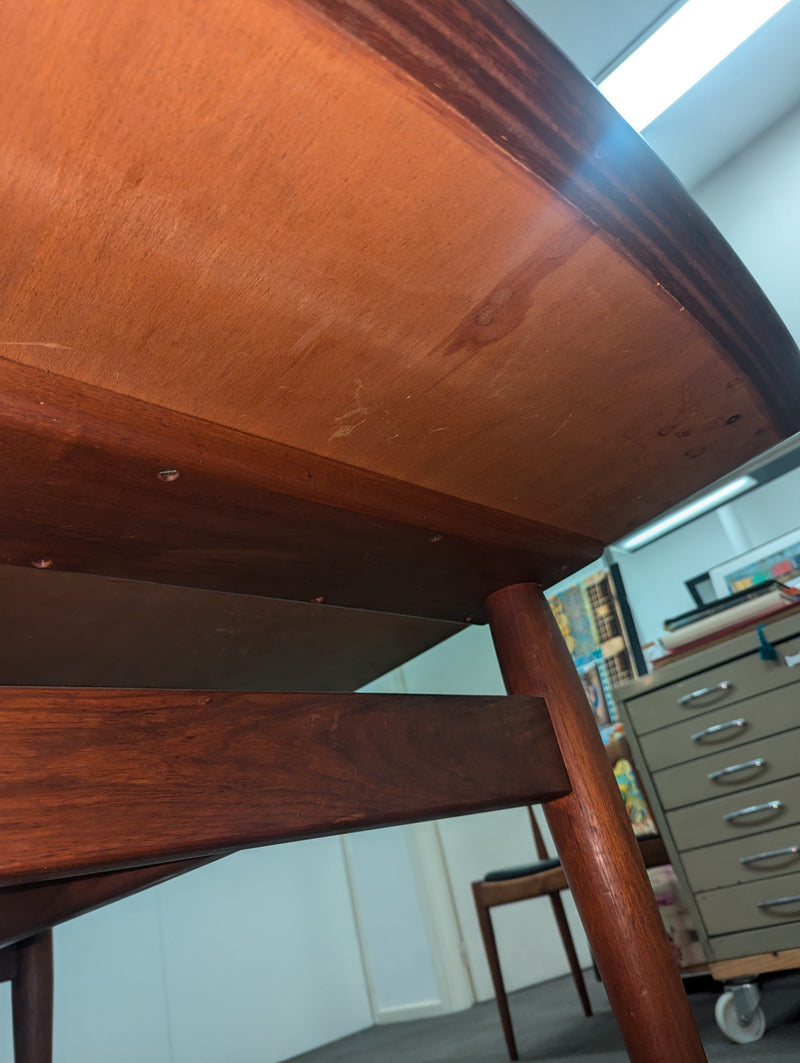 Construction of custom made Mid Century Dining Table Danish Deluxe design