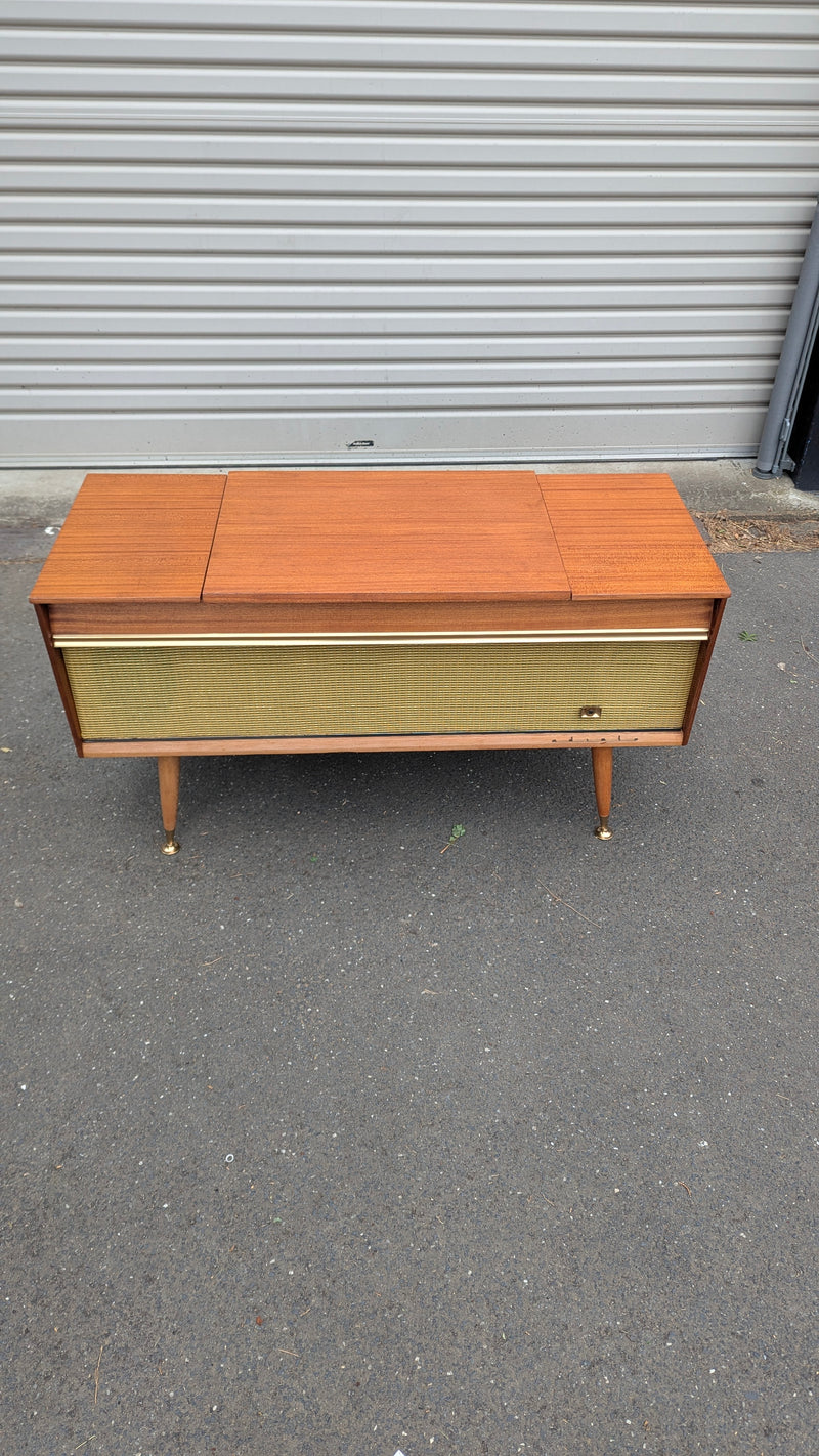 AWA radiola model Radiogram mid century restored