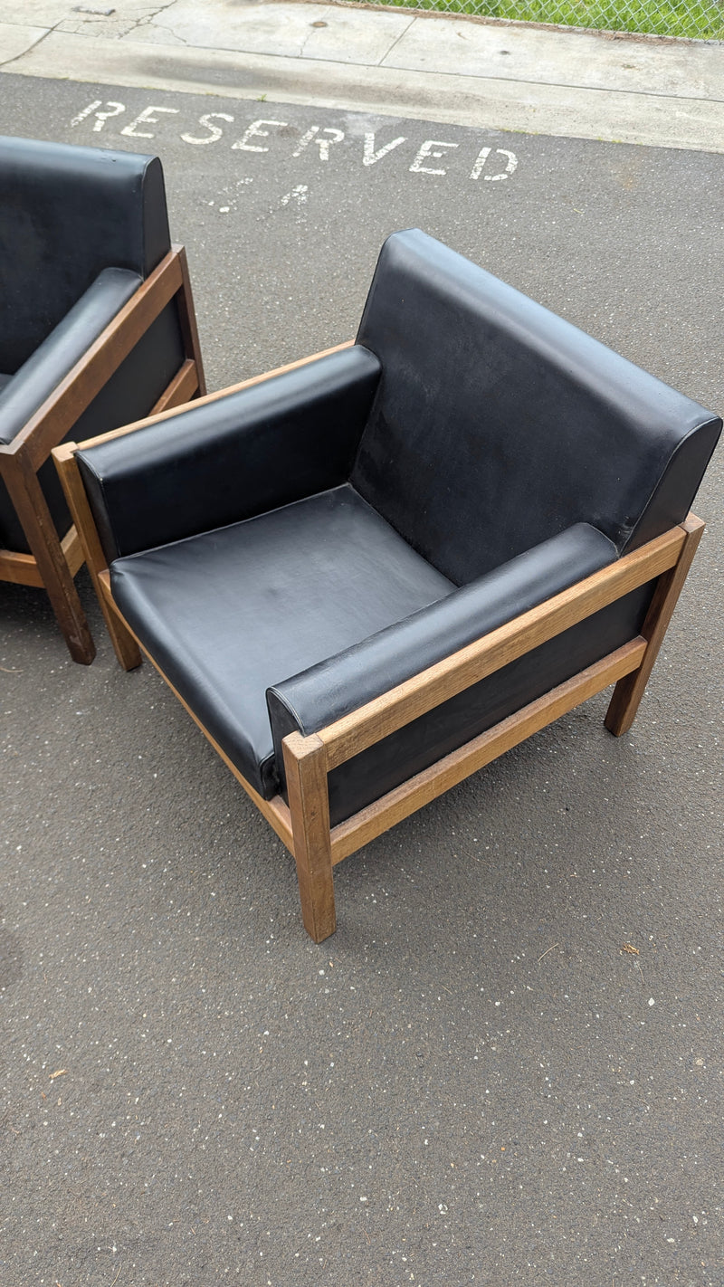 Pair of armchairs mid century in the style of Afra & Tobia Scarpa 'Bastiano'