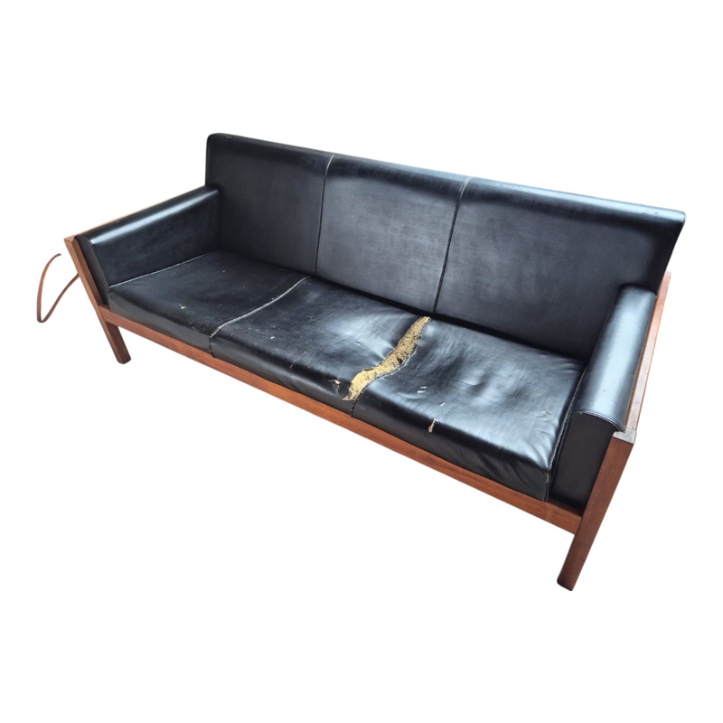 Three seater couch mid century in the style of Afra & Tobia Scarpa 'Bastiano'
