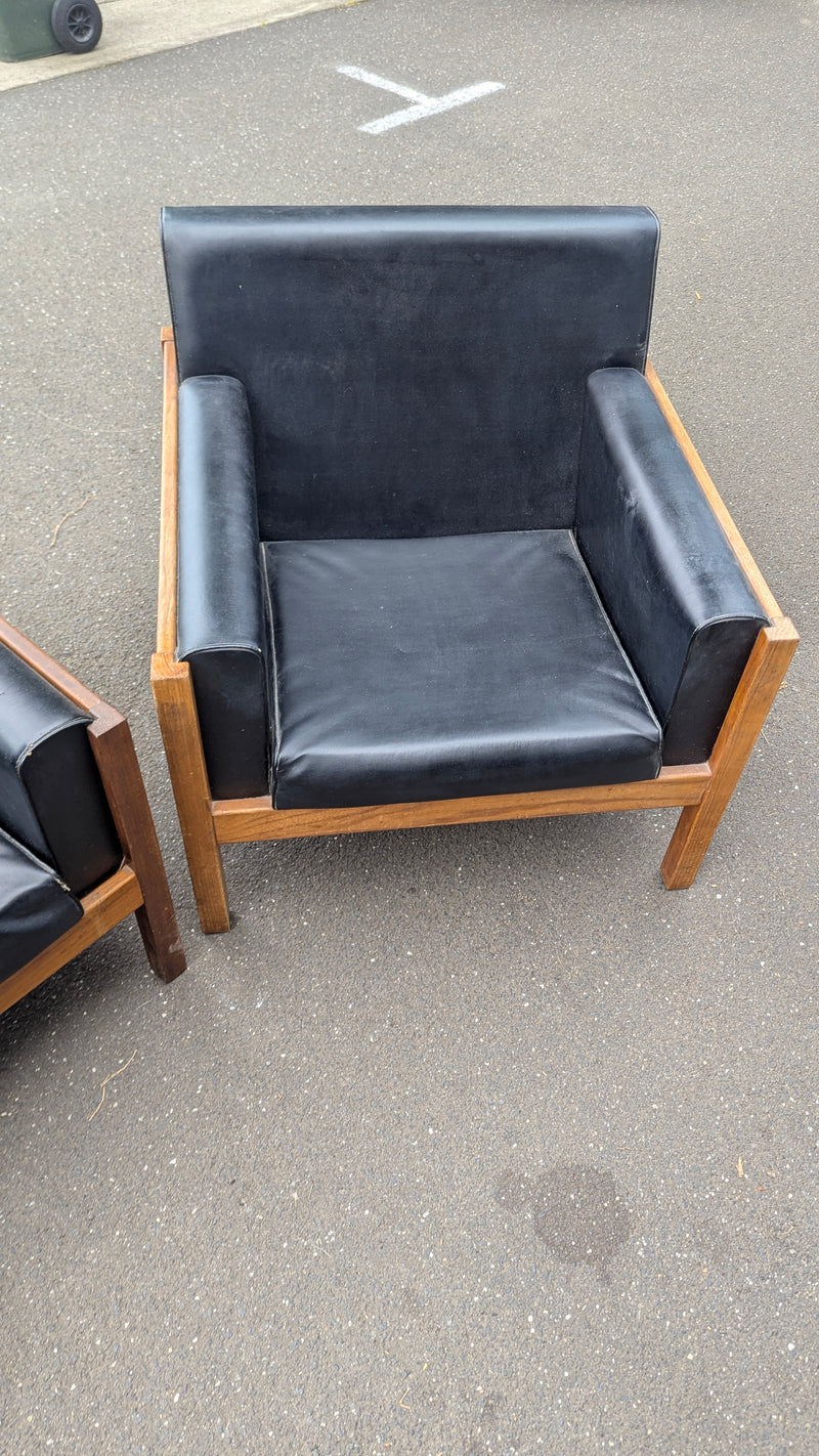 Pair of armchairs mid century in the style of Afra & Tobia Scarpa 'Bastiano'
