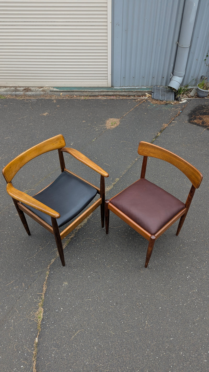 Pre order - Parker style dining chairs set of 6 or 8 with original Parker carvers matching