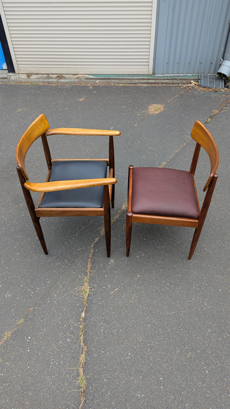 Pre order - Parker style dining chairs set of 6 or 8 with original Parker carvers matching