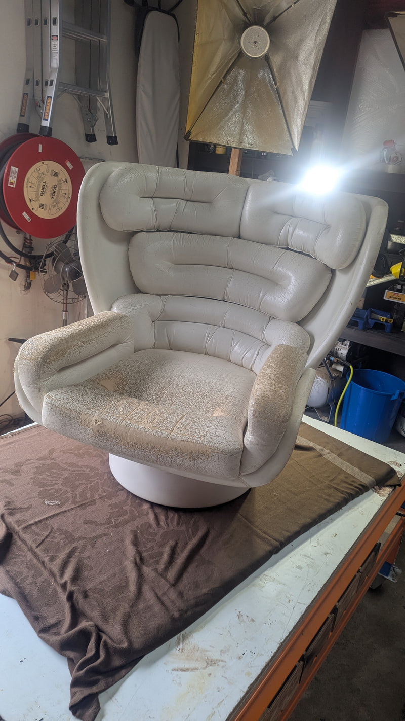 Restoration of original Joe Colombo armchair