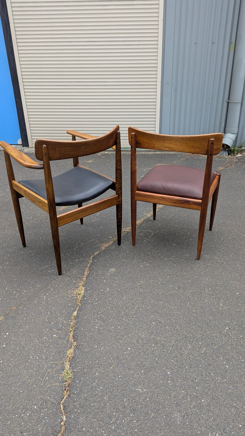 Pre order - Parker style dining chairs set of 6 or 8 with original Parker carvers matching