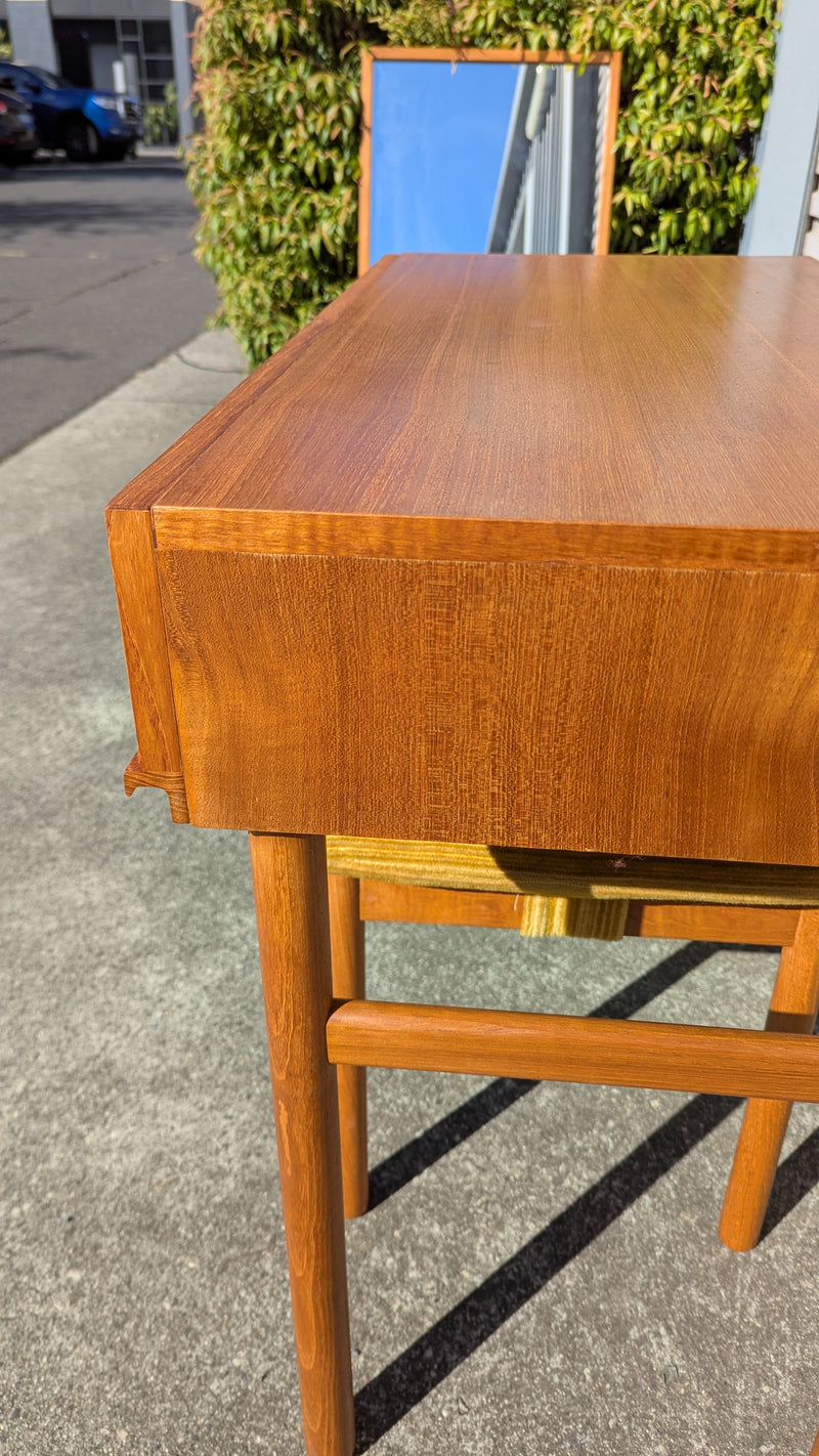 Parker dresser table console study desk small size 1970s full restored lip handle