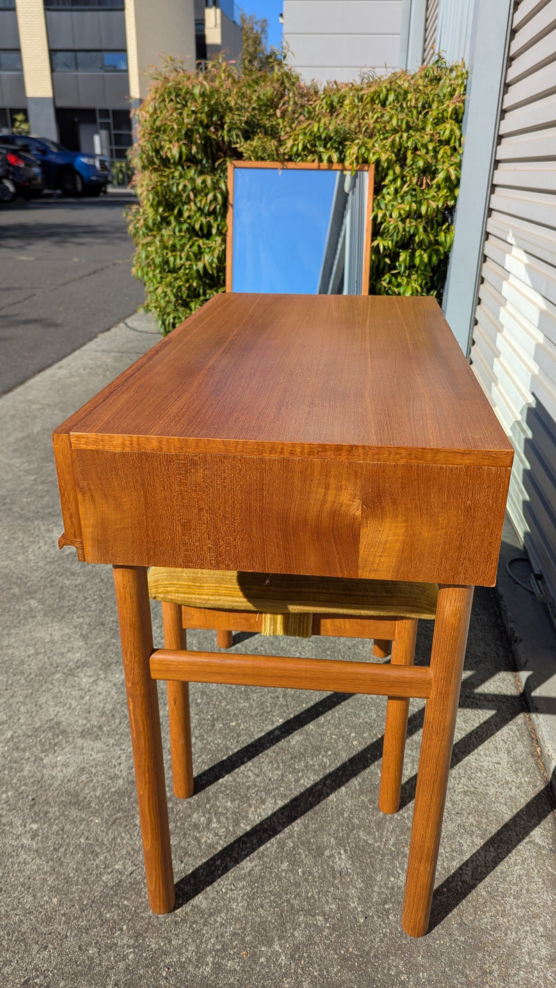 Parker dresser table console study desk small size 1970s full restored lip handle