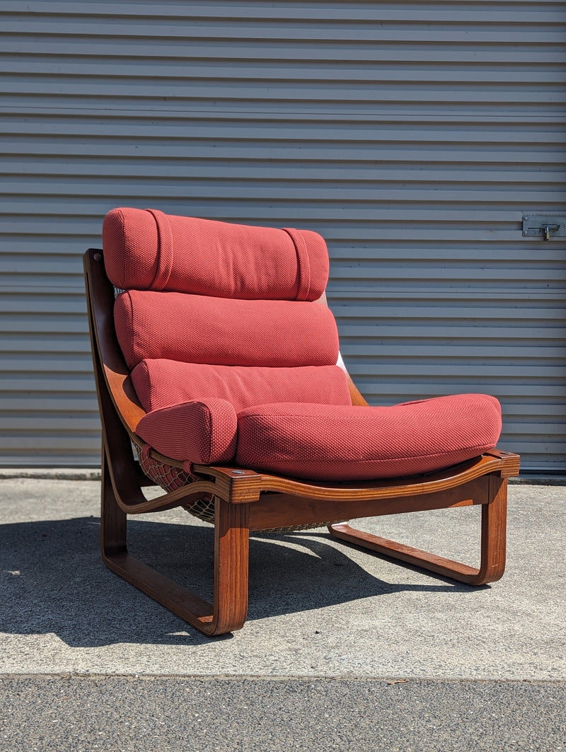 Tessa T4 single armchair fred Lowen Kvadrat fabric