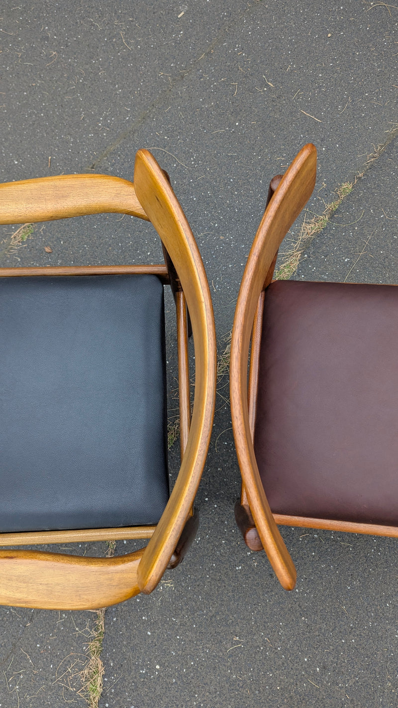 Pre order - Parker style dining chairs set of 6 or 8 with original Parker carvers matching