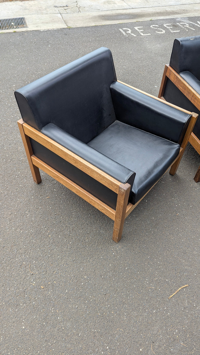 Pair of armchairs mid century in the style of Afra & Tobia Scarpa 'Bastiano'