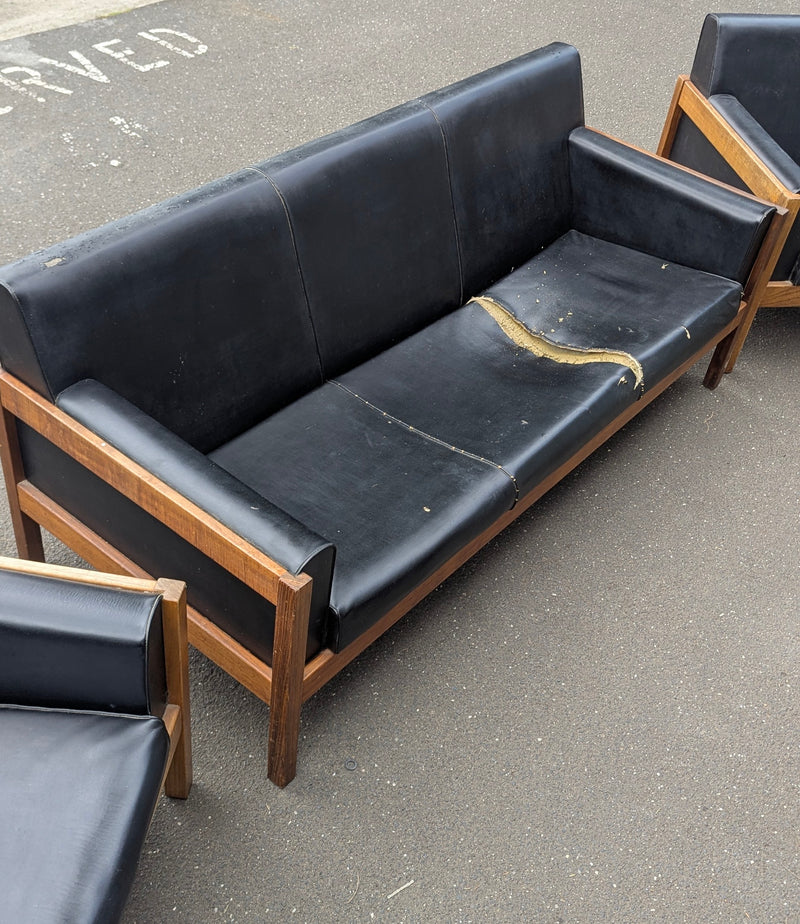 Three seater couch mid century in the style of Afra & Tobia Scarpa 'Bastiano'