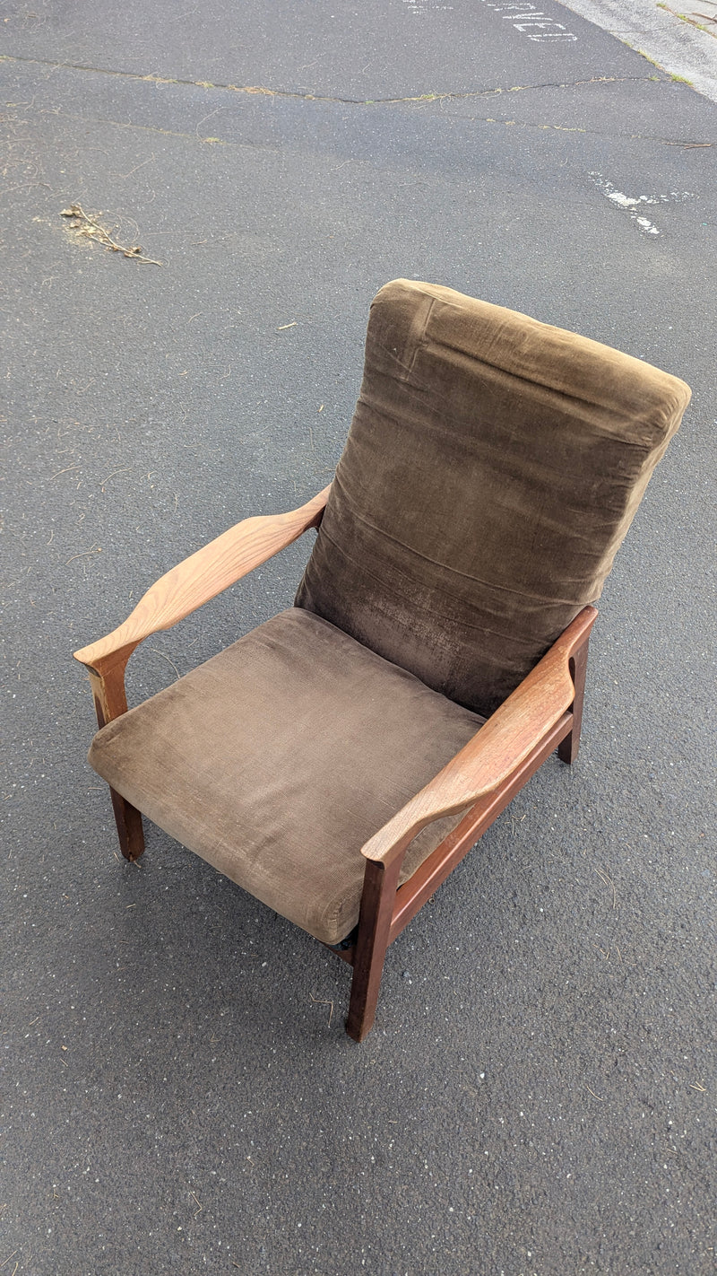 Restoration of mid century chair spring