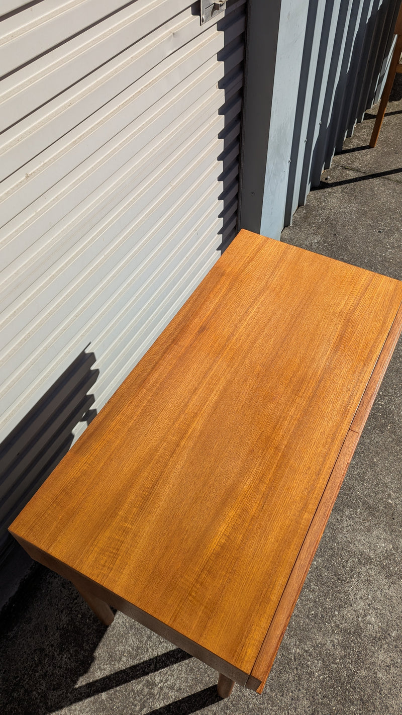 Parker dresser table console study desk small size 1970s full restored lip handle