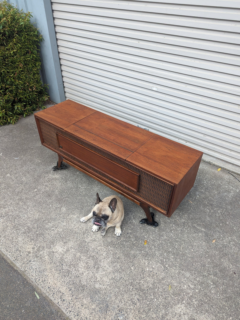 Authentic General Electric GE Radiogram Ranger model