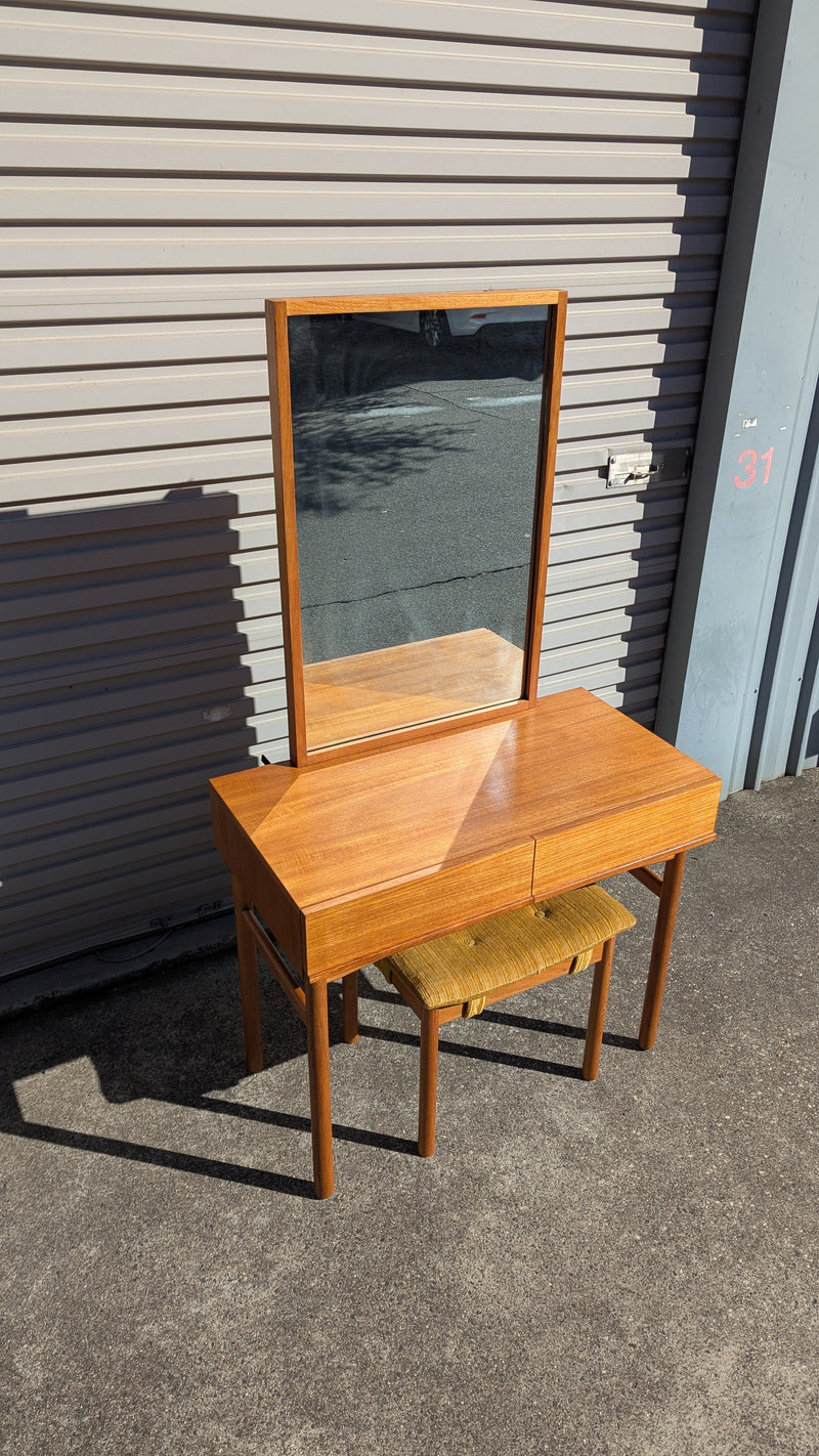 Parker dresser table console study desk small size 1970s full restored lip handle