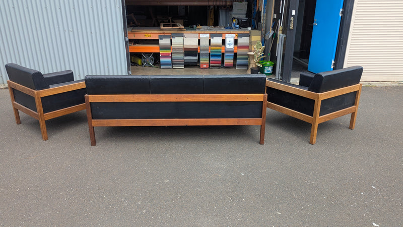 Three seater couch mid century in the style of Afra & Tobia Scarpa 'Bastiano'