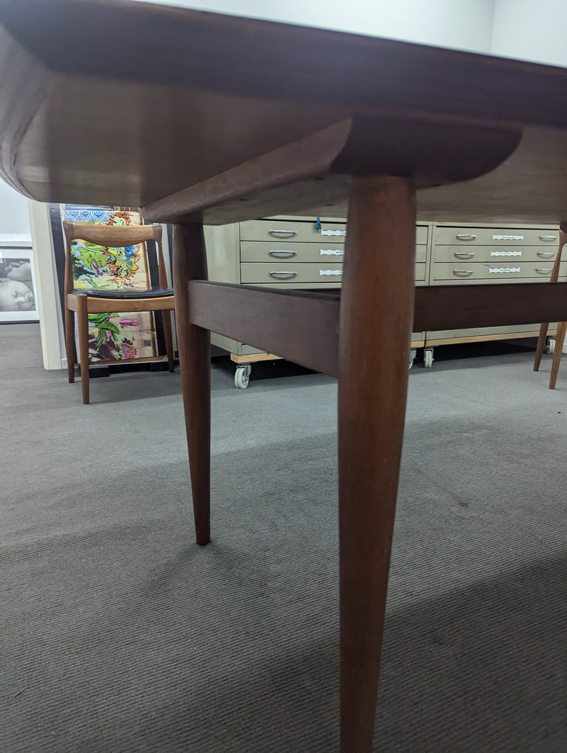 Construction of custom made Mid Century Dining Table Danish Deluxe design