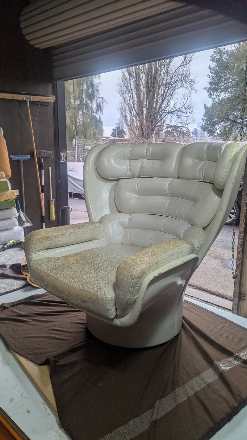 Restoration of original Joe Colombo armchair