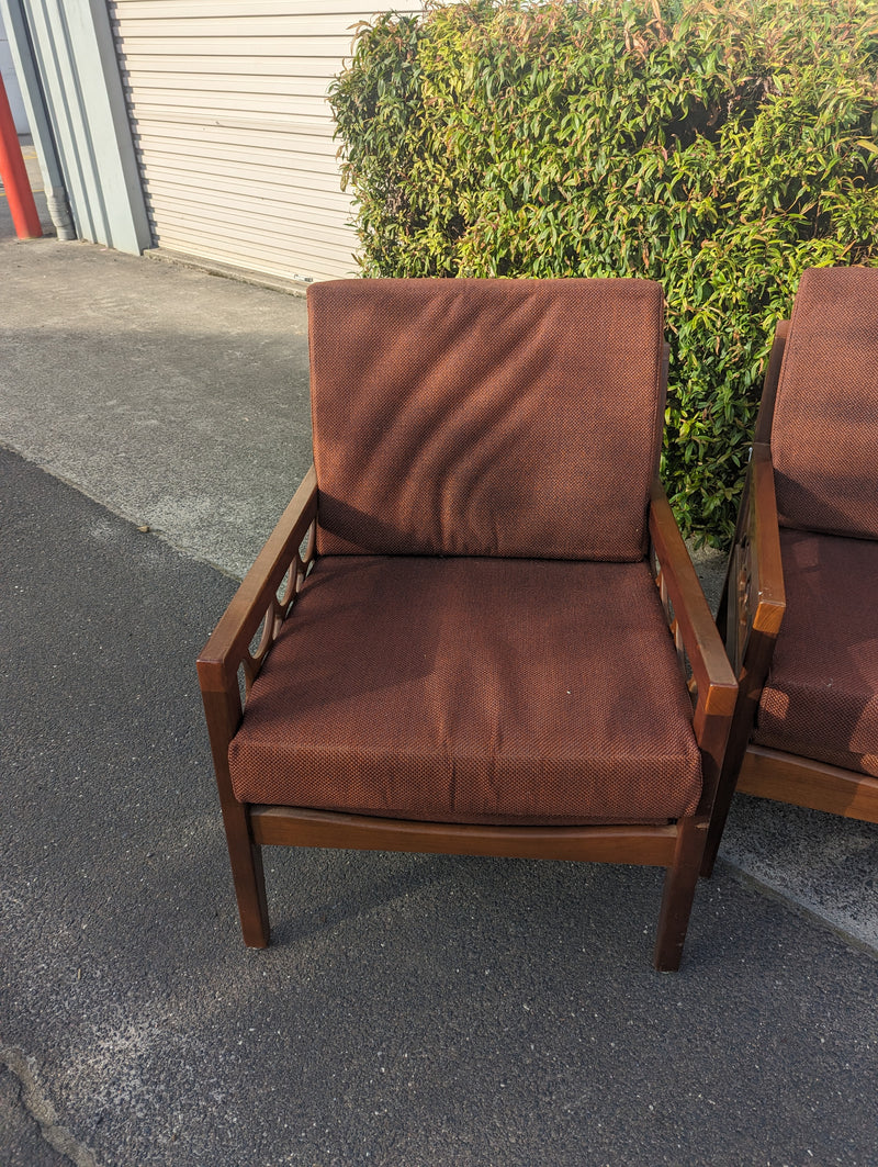 Avalon furniture 5 piece teak lounge suite MCM 1960s