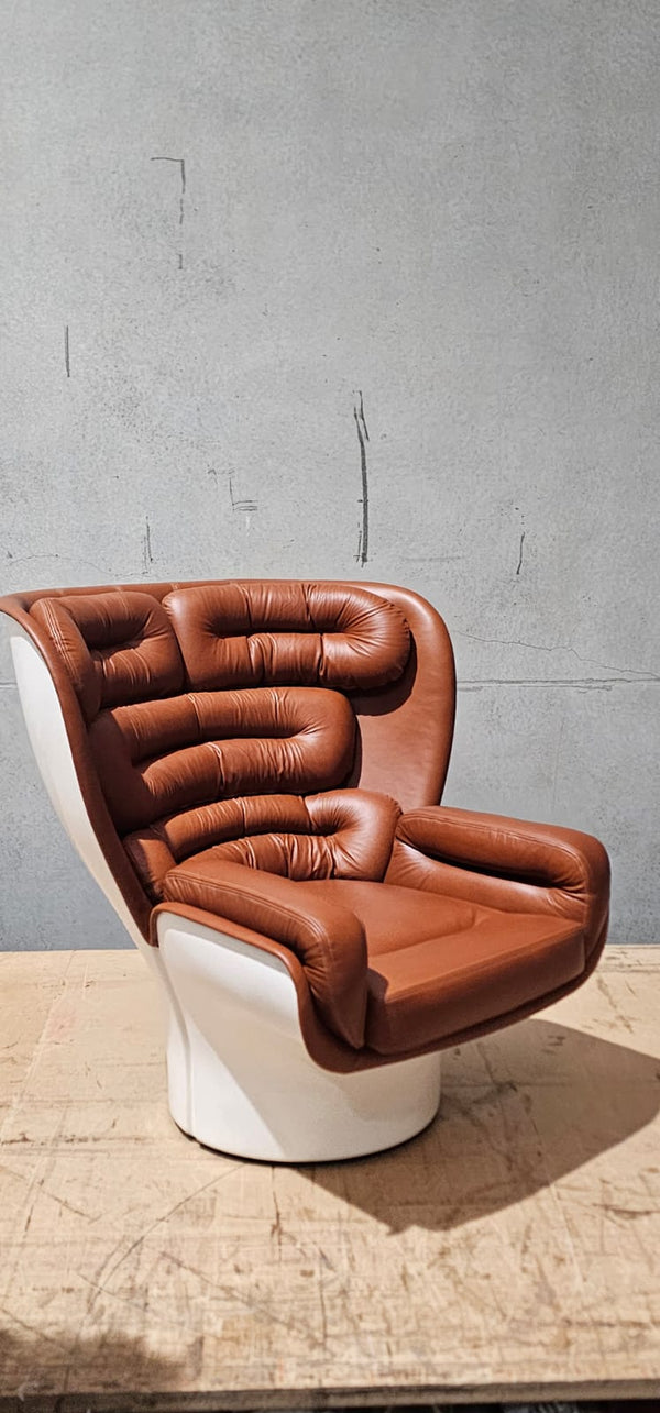 Restoration of original Joe Colombo armchair